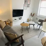 Apartamento Ground Floor Apartment/wi-fi+free Parking Ostend